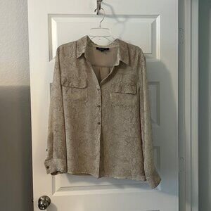 Jones New York tan off white sheer top size 16 snake skin print workwear lined